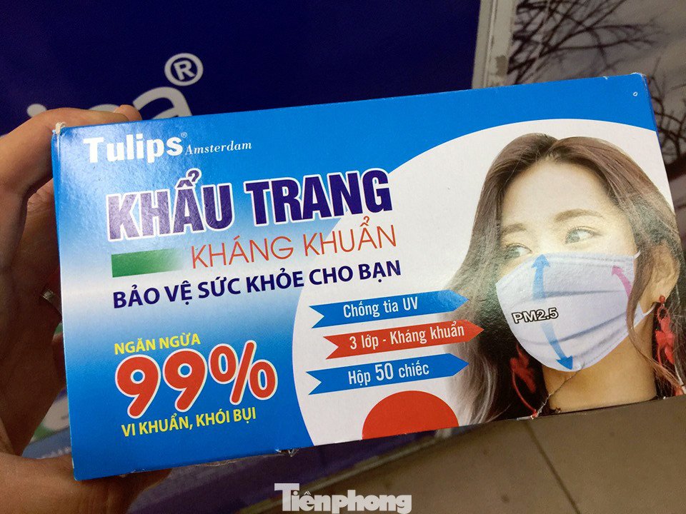 Hà Nội xử lý nhiều cửa hàng lợi dụng dịch corona 'chặt chém' giá khẩu trang ảnh 2