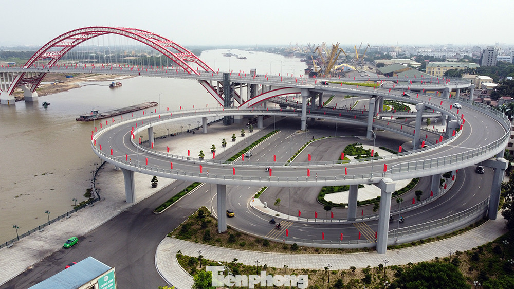 Cận cảnh cây cầu 'Cánh chim biển' của thành phố Hải Phòng ảnh 2