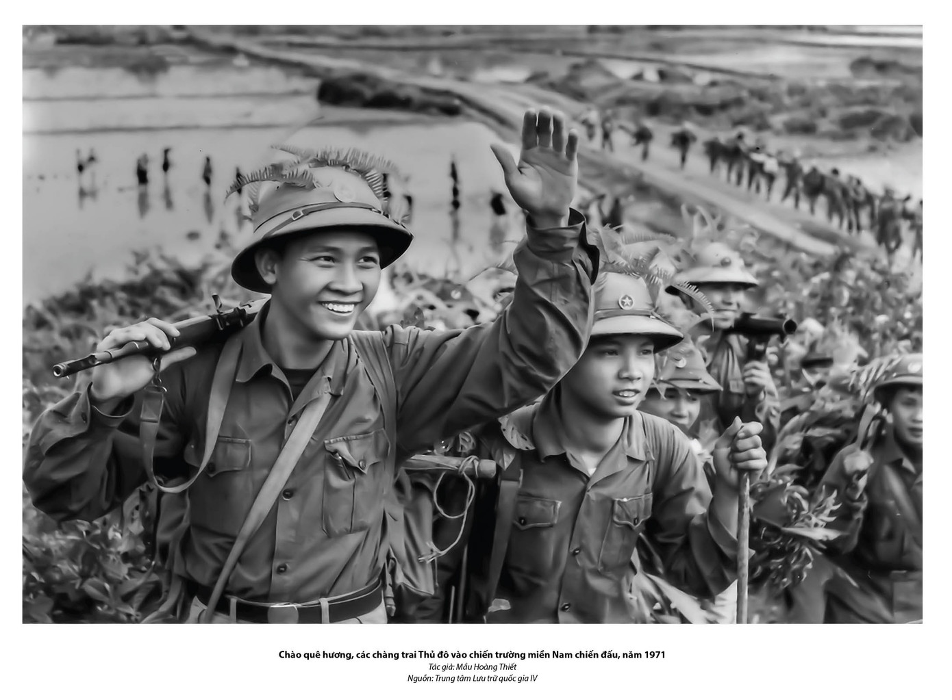 Gương mặt trẻ Việt Nam tiêu biểu: Tự hào tiếp bước cha anh ảnh 7 Gương mặt trẻ Việt Nam tiêu biểu: Tự hào tiếp bước cha anh ảnh 7