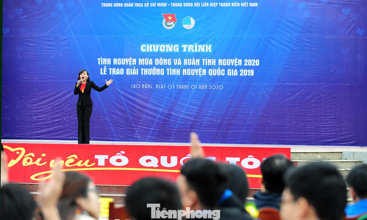 Ấm áp chợ xuân 0 đồng ảnh 1