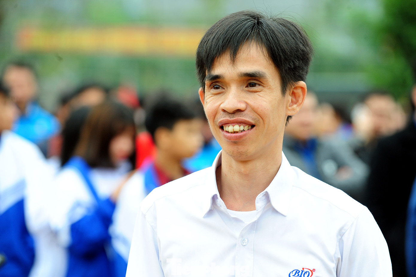 Bác sĩ thực hiện 900 ca mổ nhận giải thưởng Tình nguyện Quốc gia 2019 ảnh 10