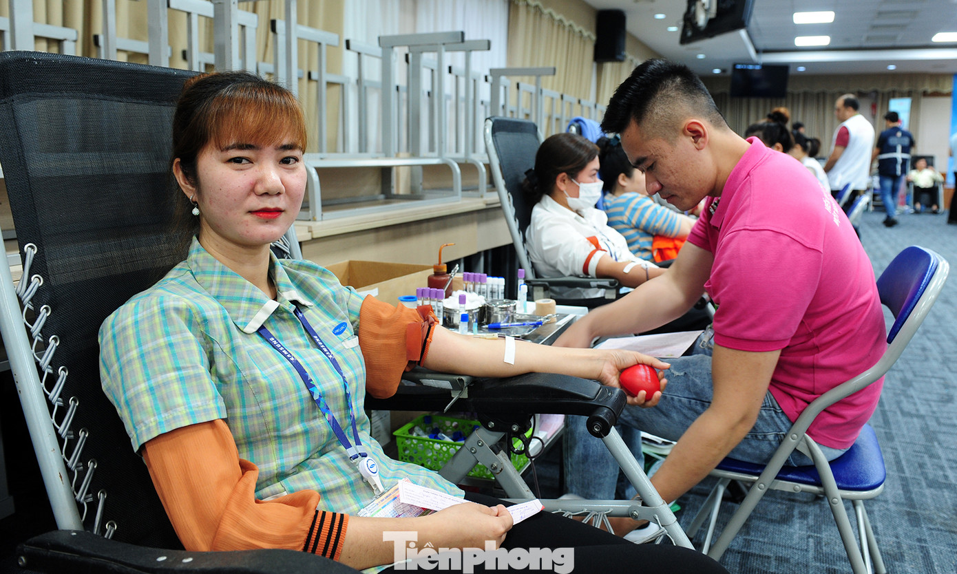 Rộn ràng ngày hội hiến máu Chủ nhật Đỏ tại Bắc Ninh ảnh 17