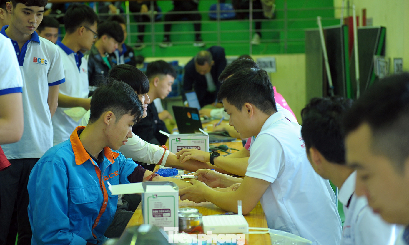 Rộn ràng ngày hội hiến máu Chủ nhật Đỏ tại Bắc Ninh ảnh 9