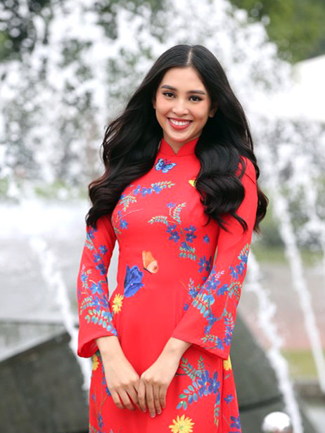 Hoa hậu Mỹ Linh, Tiểu Vy rạng rỡ trong Chủ nhật Đỏ tại Thái Nguyên ảnh 6