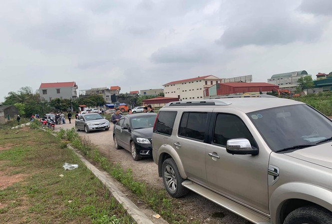 Giá đất sốt nóng khắp nơi, Hưng Yên muốn hợp thức hơn 200 biệt thự xây 'chui' ảnh 1