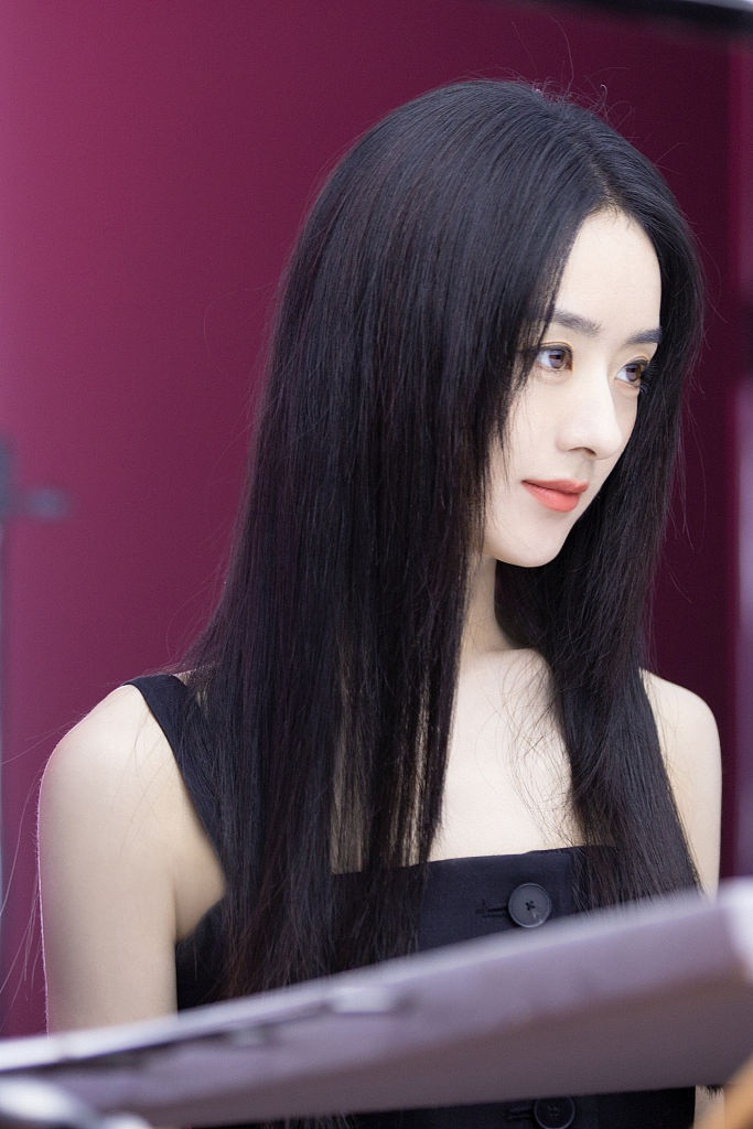 “Nín thở” trước visual mới của Triệu Lệ Dĩnh, nhưng tâm điểm chú ý mới thực sự bất ngờ ảnh 5