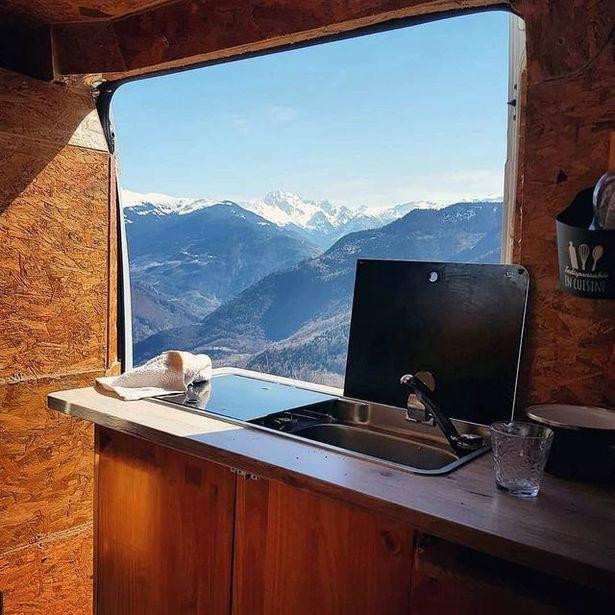 Tình yêu đích thực: “Từ bỏ cuộc sống đô thị giàu sang để sống cùng người yêu ở vùng núi“ ảnh 9