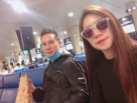 Hoàng Yến Chibi ngày càng trẻ trung; Hoàng Oanh khoe hình con trai lai Tây cực đáng yêu ảnh 12