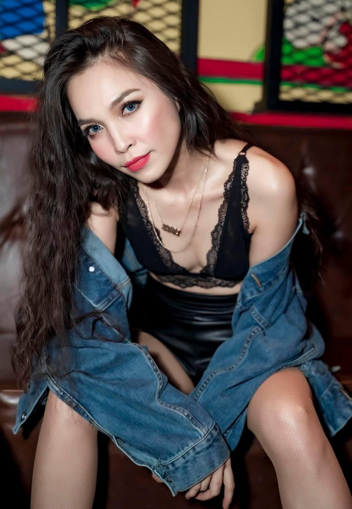 Vợ chồng Trấn Thành khoe ảnh đi du lịch cực tình tứ; Đan Lê đẹp tựa “nàng thơ“ ảnh 20