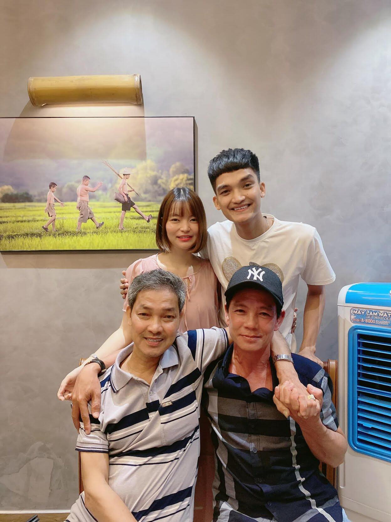 Suboi để tóc lạ tại Chung kết “Rap Việt”; Hà Anh khoe ảnh diện style hip-hop chất lừ ảnh 17