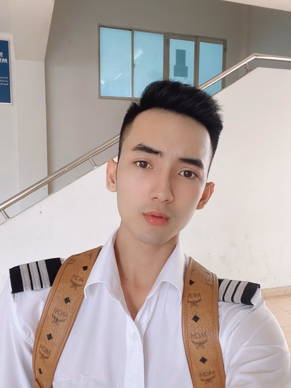 Hot boy Kiên Giang với ước mơ trở thành tiếp viên hàng không ảnh 4