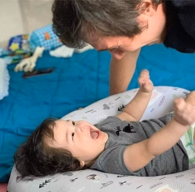 Sao Việt bênh vực Trấn Thành; con trai lai Tây nhà Hoàng Oanh khiến dân tình “chết mê“ ảnh 2