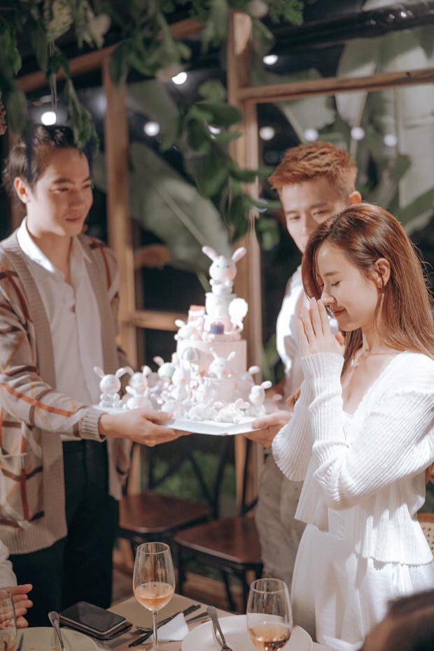 Lâm Vỹ Dạ khoe vai trần gợi cảm; Hậu ly hôn, Phạm Quỳnh Anh ngày càng tăng hạng nhan sắc ảnh 26