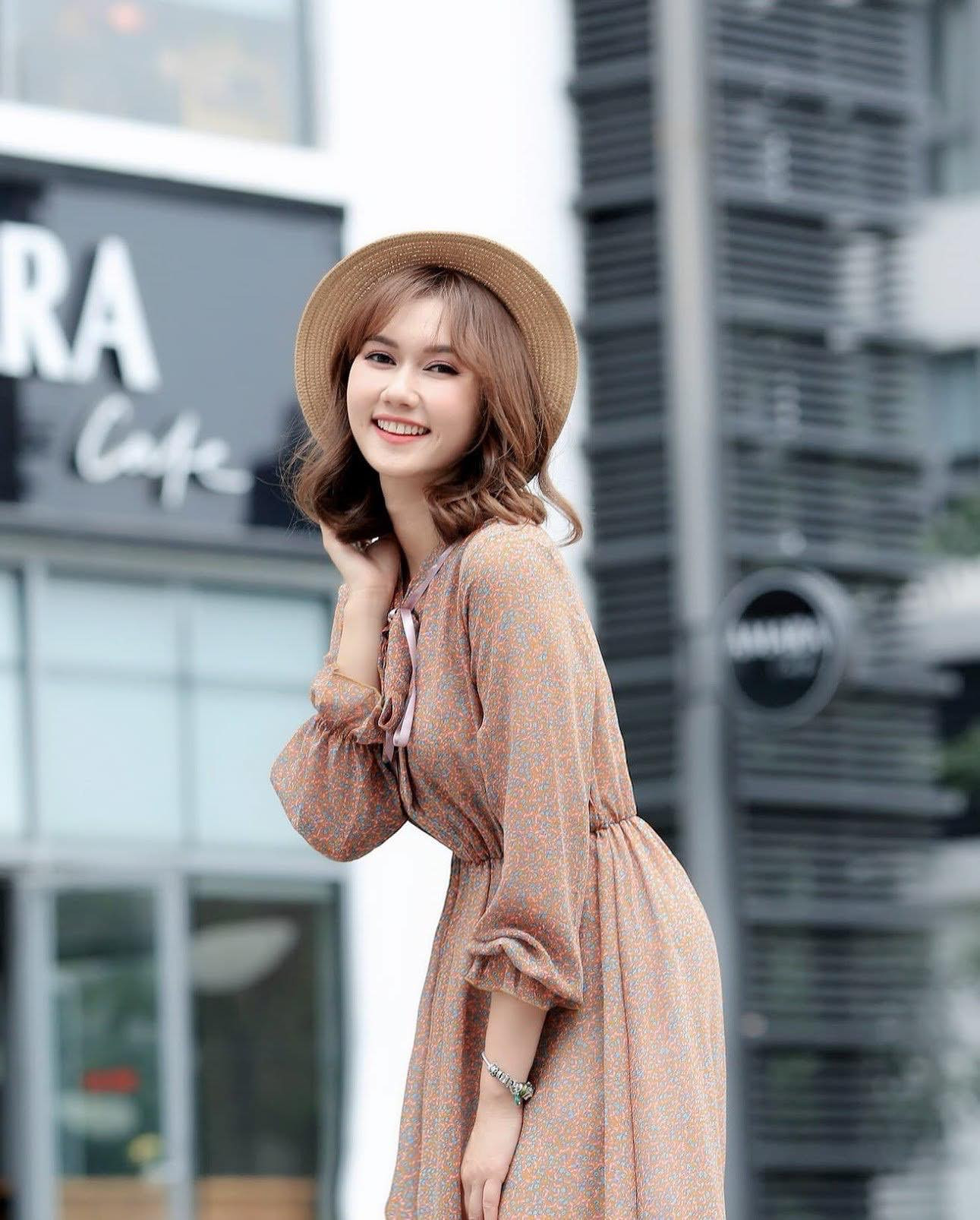 Sơn Tùng gây bất ngờ khi lọt top những người đàn ông quyến rũ nhất thế giới 2020 ảnh 19