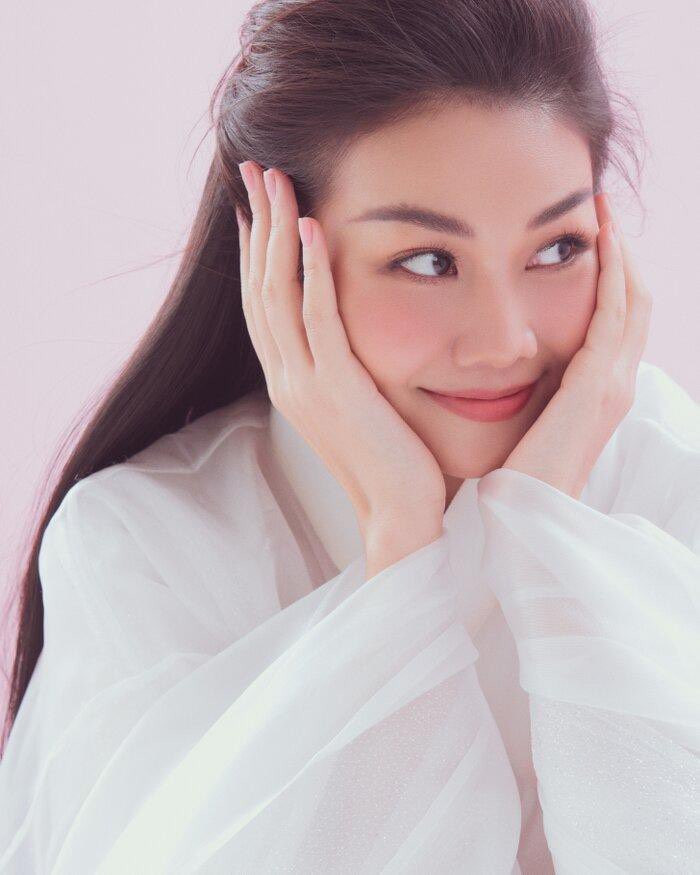 Thanh Hằng, Hiền Hồ cùng hóa chị Hằng trong dịp Tết Trung Thu nhưng mỗi người một vẻ ảnh 26