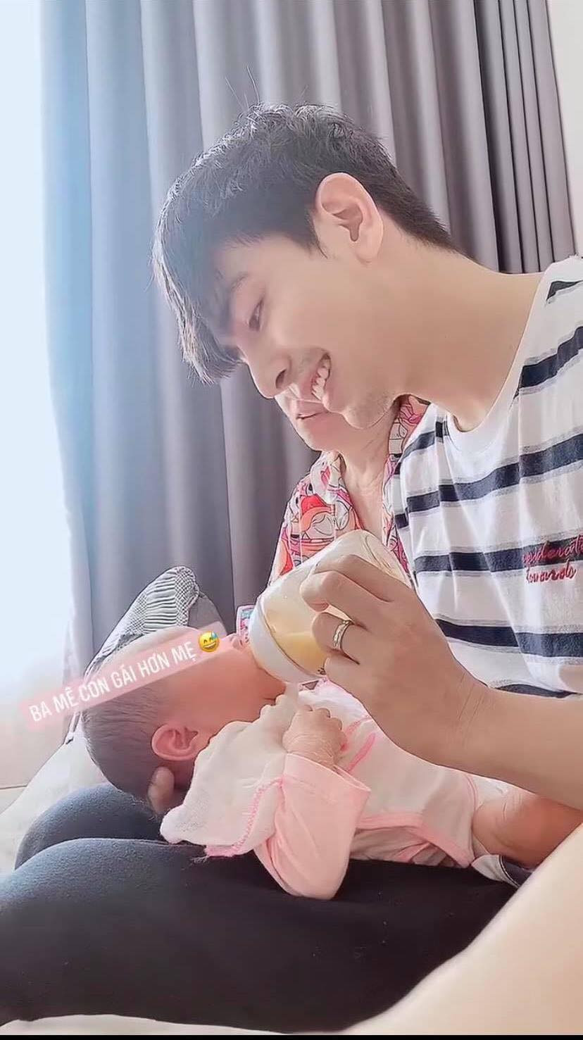 Ngọc Trinh hóa “nàng thơ” trong bộ ảnh mới; Khánh Vân diện đồ thể thao năng động cực chất ảnh 2