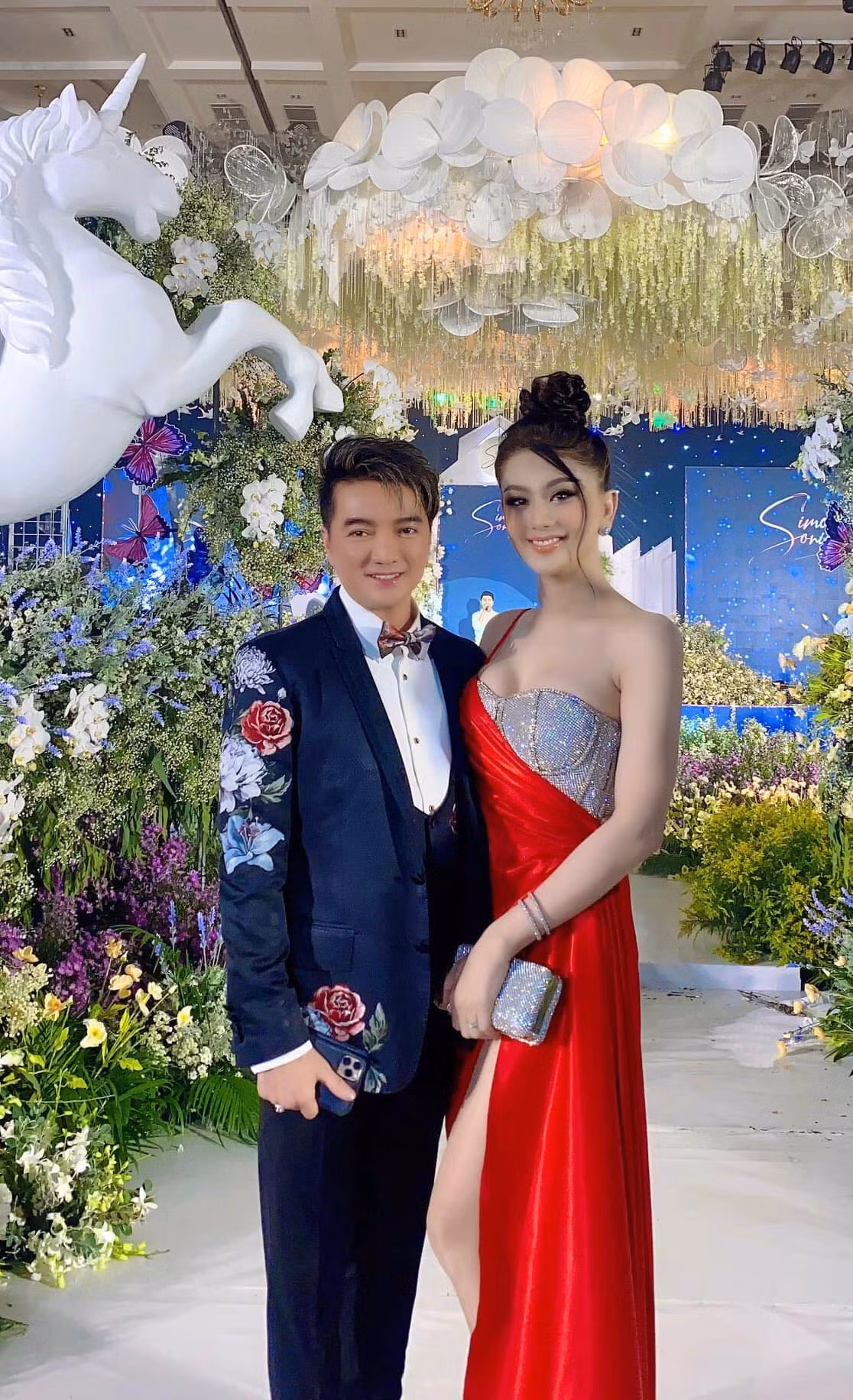 Đông Nhi khoe ảnh trên bàn mổ; Kaity Nguyễn chia sẻ hậu trường khác lạ “Tiệc trăng máu“ ảnh 2