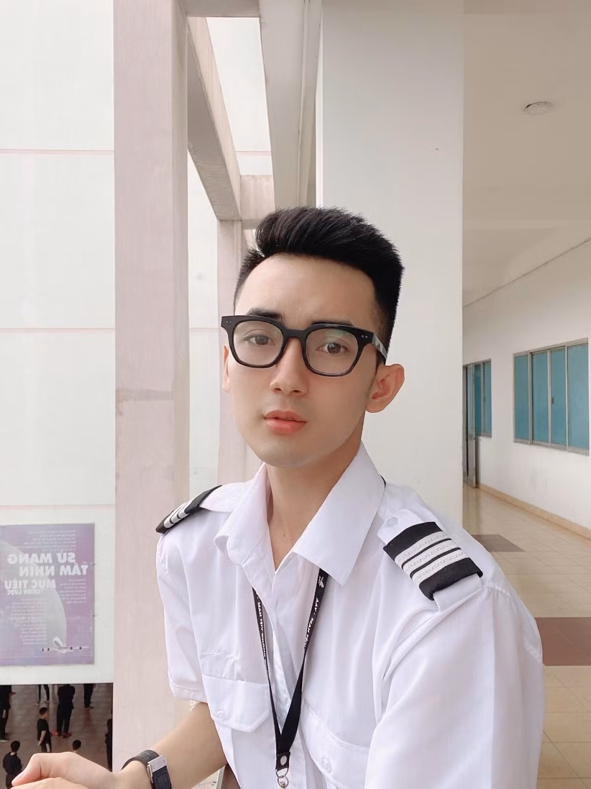 Hot boy Kiên Giang với ước mơ trở thành tiếp viên hàng không ảnh 3