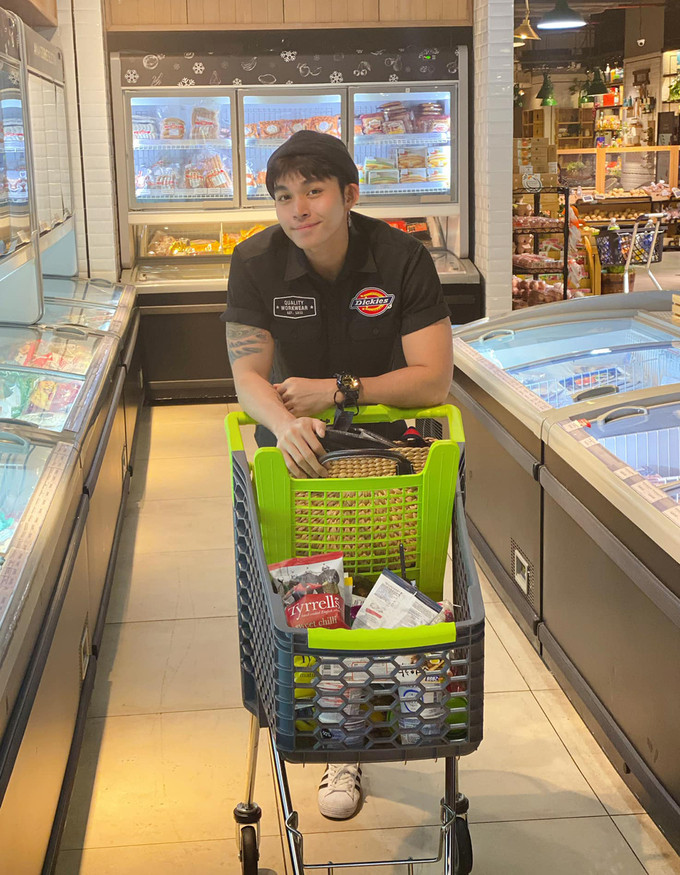 Hay tin sản phụ bị lũ cuốn trôi, Trấn Thành quyên góp ngay 300 triệu đồng ảnh 23