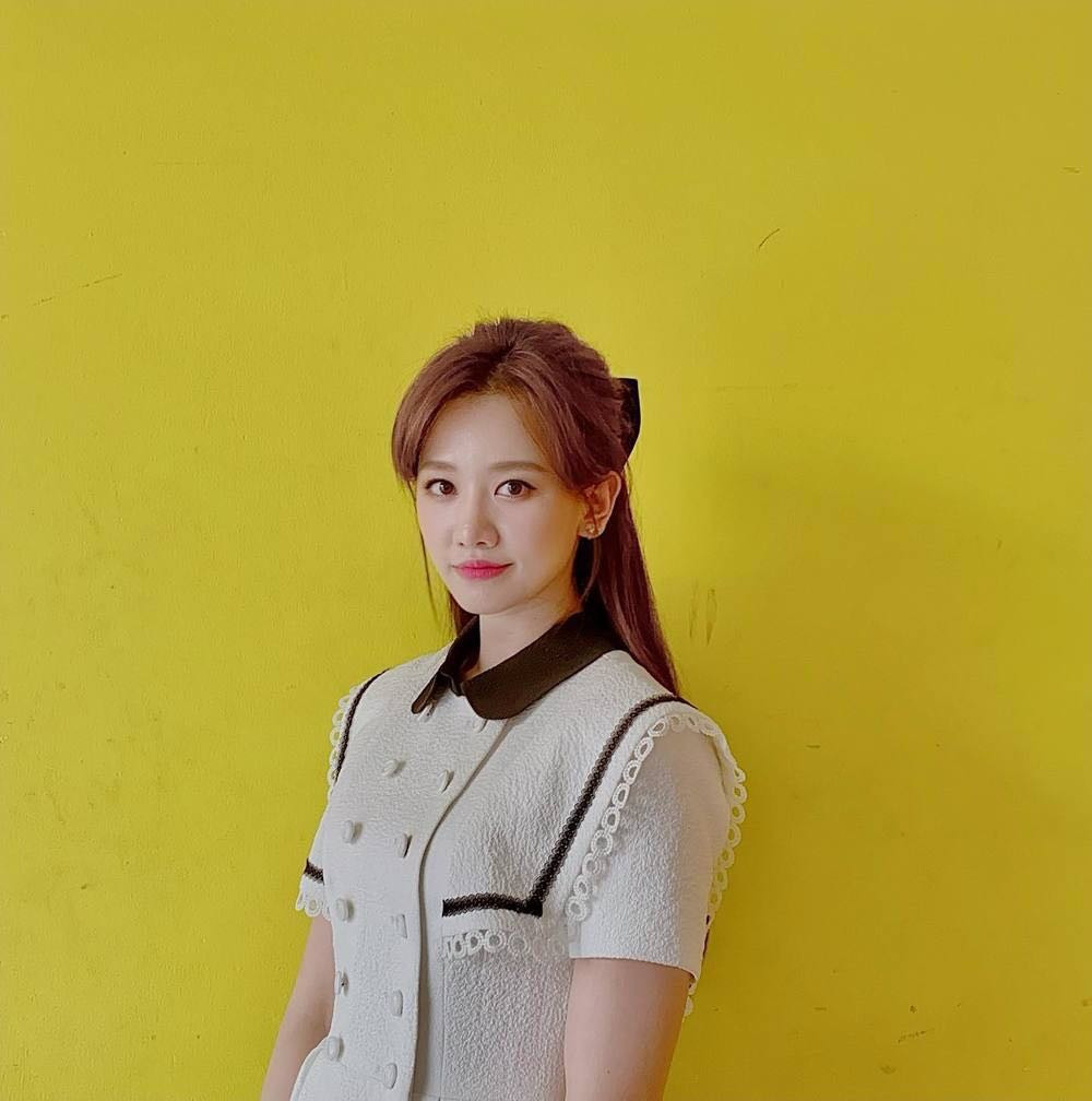 Thủy Tiên trở về Sài Gòn sau 15 ngày đi cứu trợ; Ninh Dương Lan Ngọc trấn an fan ảnh 20