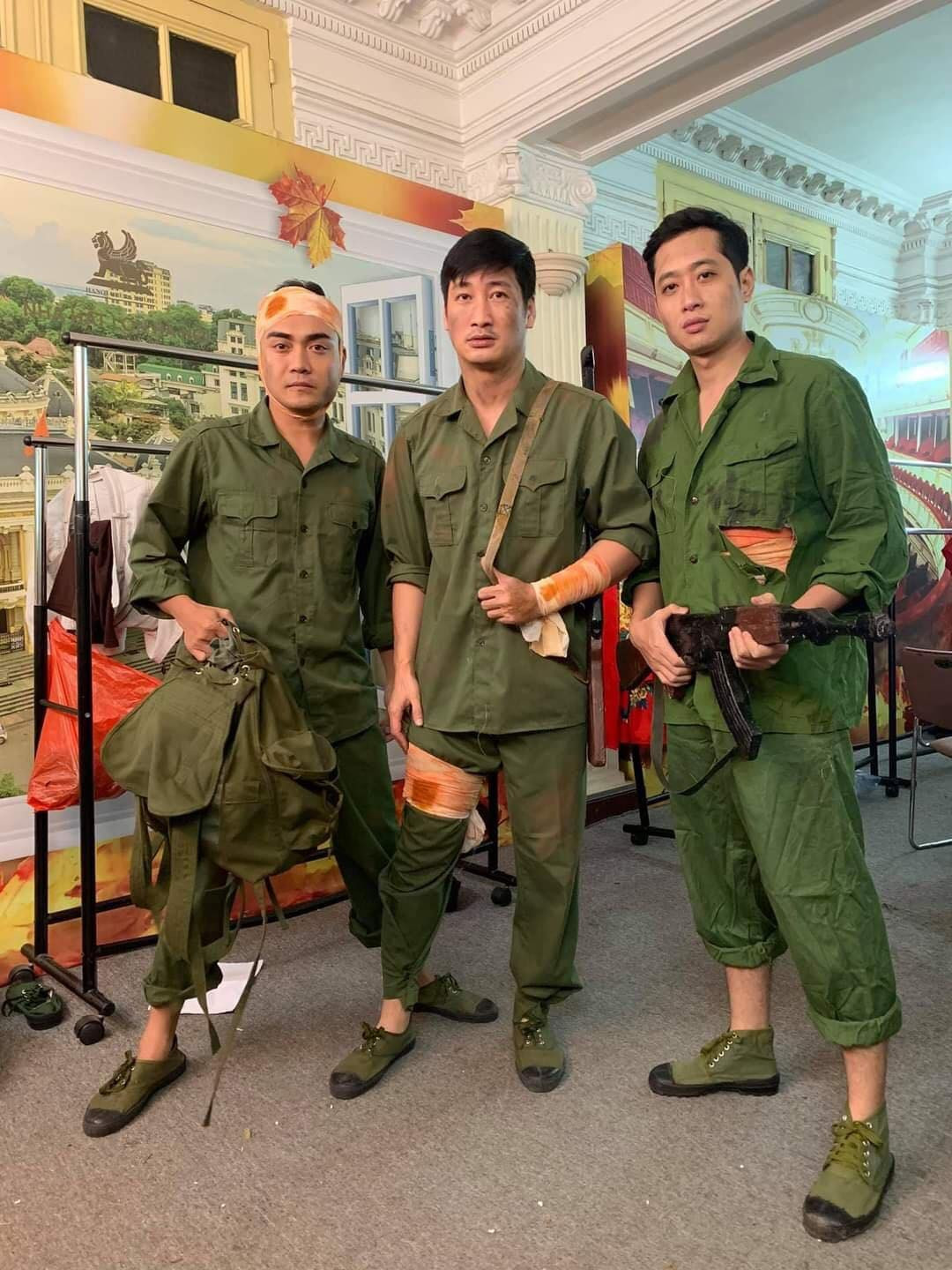 Á hậu Phương Nga tốt nghiệp đại học ảnh 11