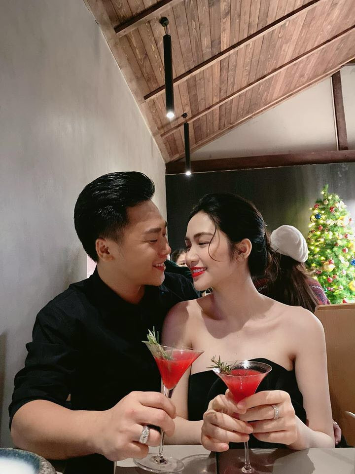 Sơn Tùng gây bất ngờ khi lọt top những người đàn ông quyến rũ nhất thế giới 2020 ảnh 23