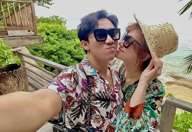 Vợ chồng Trấn Thành khoe ảnh đi du lịch cực tình tứ; Đan Lê đẹp tựa “nàng thơ“ ảnh 4