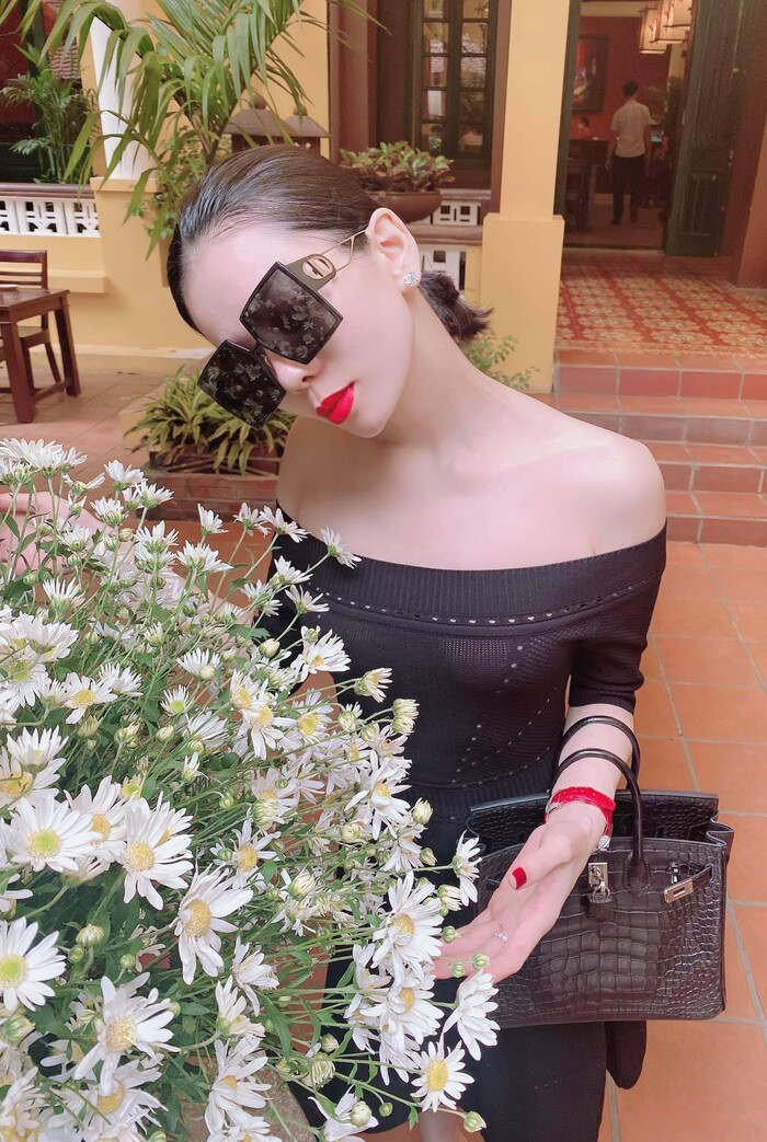 Lan Phương mảnh mai, trong veo như thiếu nữ; Jack ra mắt sản phẩm mới ảnh 1