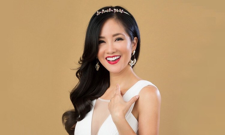 Việt Hương và MC Đại Nghĩa ủng hộ hàng tấn gạo cho miền Trung ảnh 7