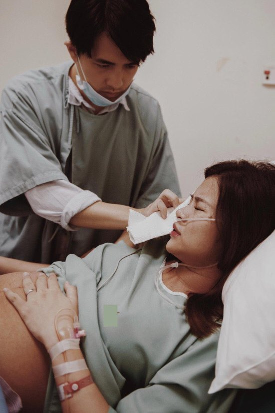 Đông Nhi khoe ảnh trên bàn mổ; Kaity Nguyễn chia sẻ hậu trường khác lạ “Tiệc trăng máu“ ảnh 23