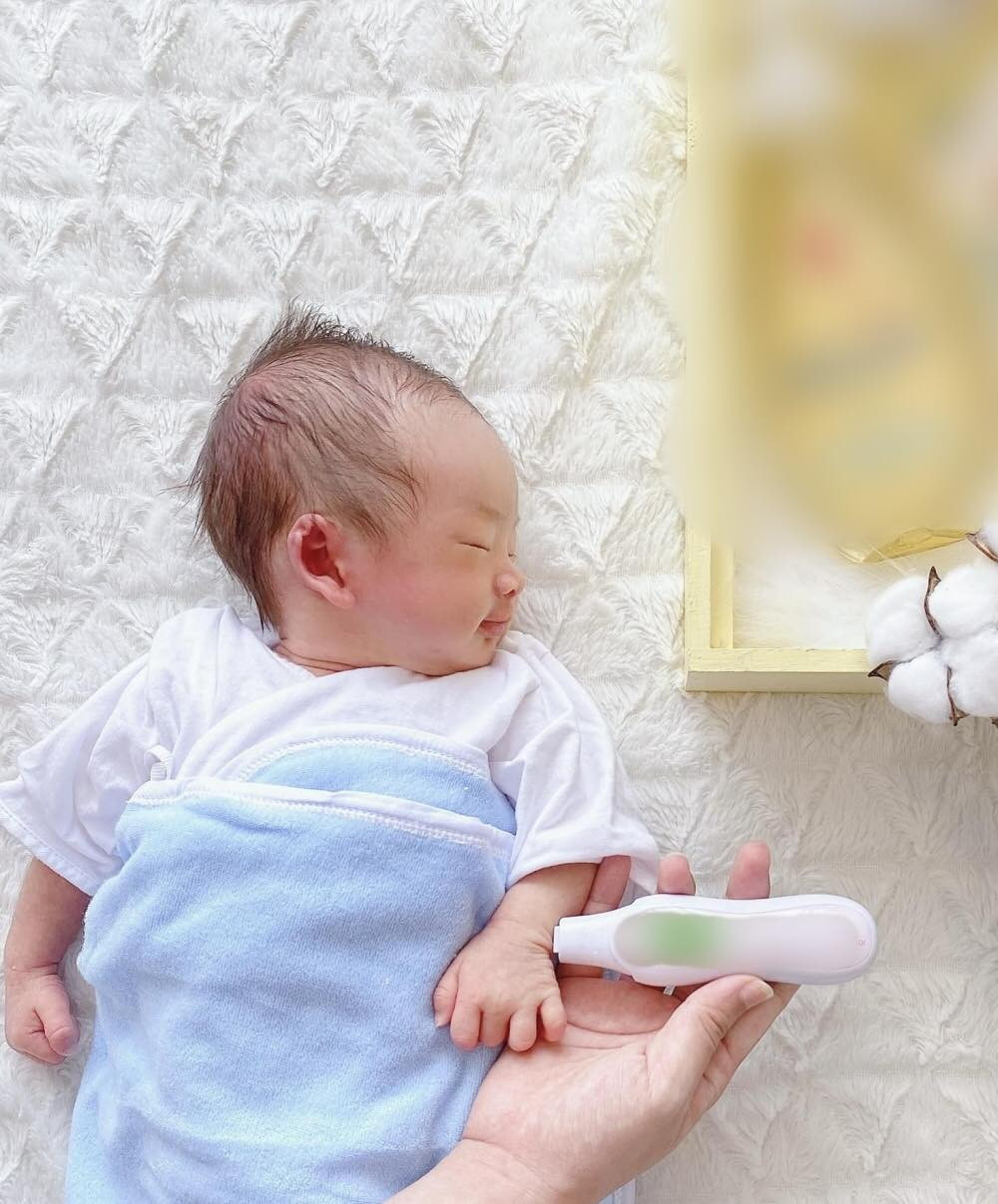 Thủy Tiên trở về Sài Gòn sau 15 ngày đi cứu trợ; Ninh Dương Lan Ngọc trấn an fan ảnh 17