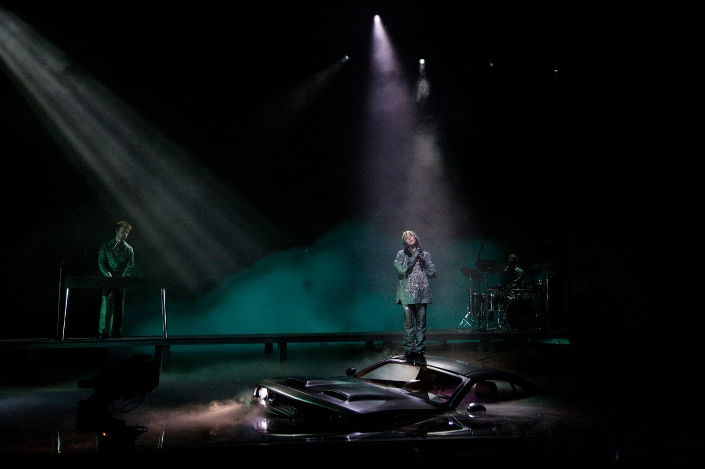 Lễ trao giải Grammys 2021: Taylor Swift, Dua Lipa, Harry Styles không ra về tay trắng ảnh 6