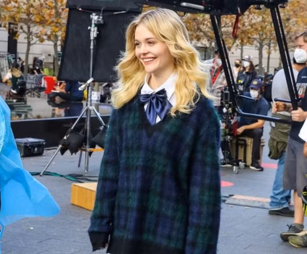 "Gossip Girl" phiên bản mới liệu có vượt qua được cái bóng quá lớn của "tiền bối"? ảnh 5