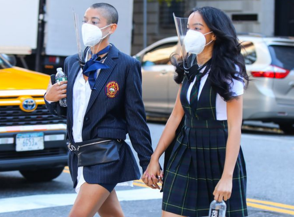 "Gossip Girl" phiên bản mới liệu có vượt qua được cái bóng quá lớn của "tiền bối"? ảnh 2