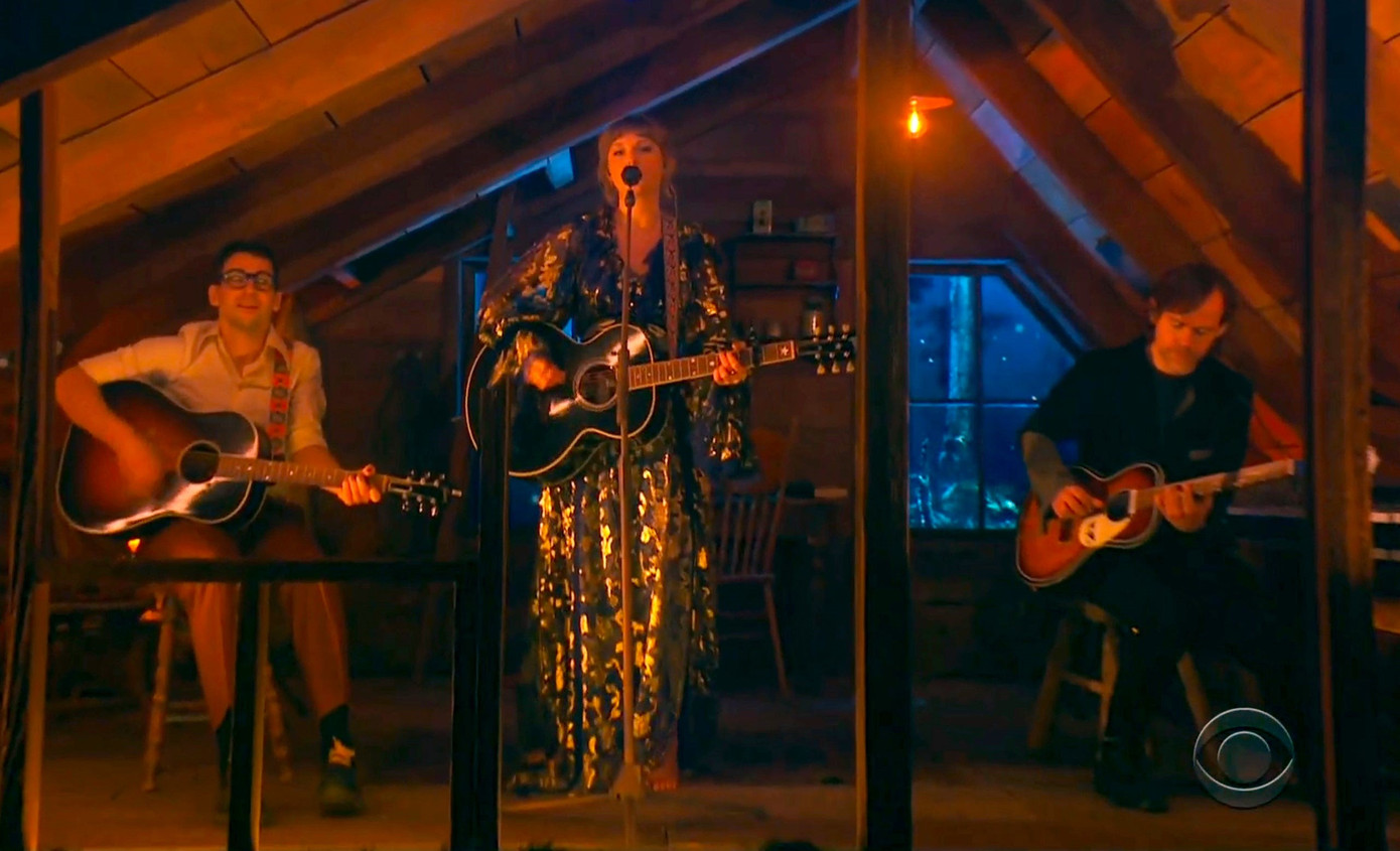 Lễ trao giải Grammys 2021: Taylor Swift, Dua Lipa, Harry Styles không ra về tay trắng ảnh 8