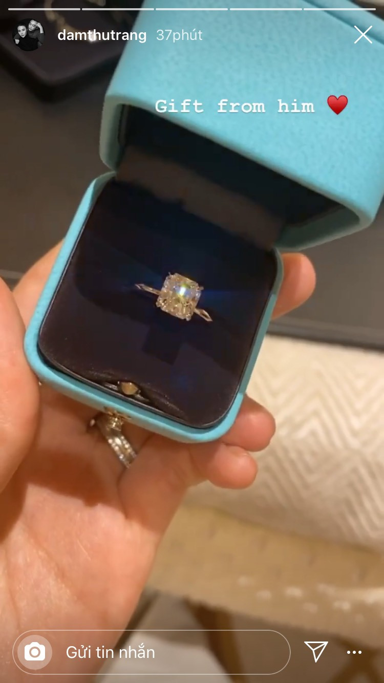 Dẫn bà xã sang Mỹ du lịch, Cường Đô La còn tặng vợ nhẫn kim cương ‘khủng’ ảnh 1