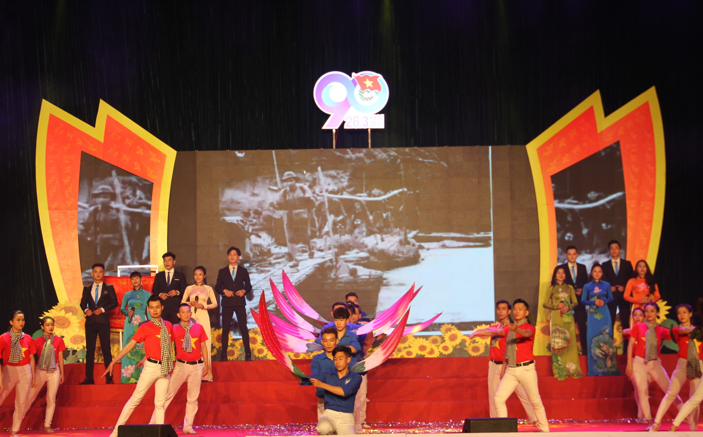 Tỉnh đoàn Bình Định tuyên dương 90 gương cán bộ, Đoàn viên tiêu biểu ảnh 10