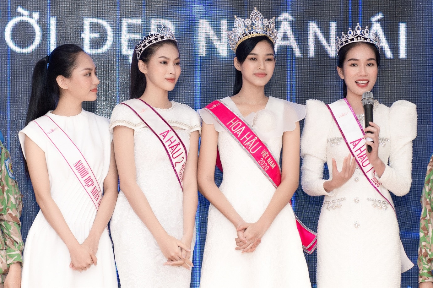 Top 3 Hoa Hậu Việt Nam 2020 và Người đẹp Nhân ái thực hiện chuyến đi từ thiện đầu tiên ảnh 5