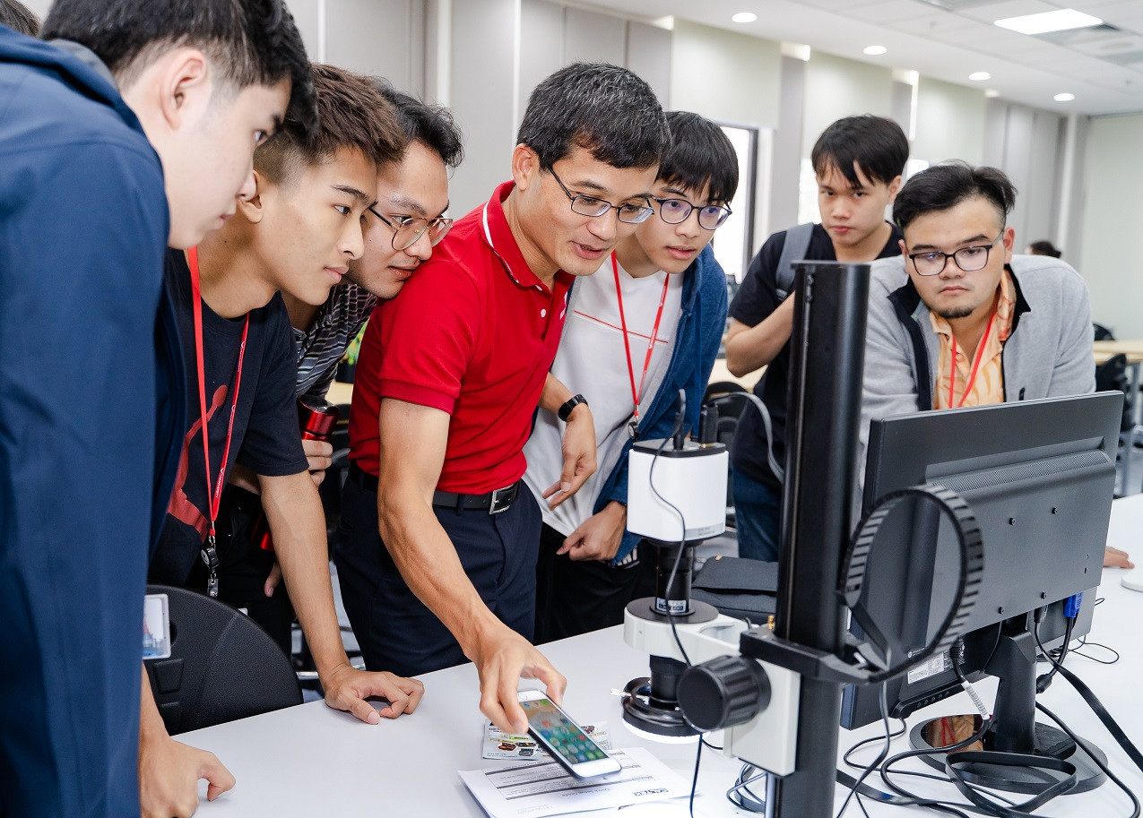 Giáo sư người Việt có chỉ số nghiên cứu ở mức 'của hiếm' trên thế giới ảnh 2