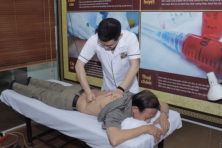 Nghệ sĩ Văn Báu chữa thành công thoát vị đĩa đệm thắt lưng tại Đỗ Minh Đường ảnh 4