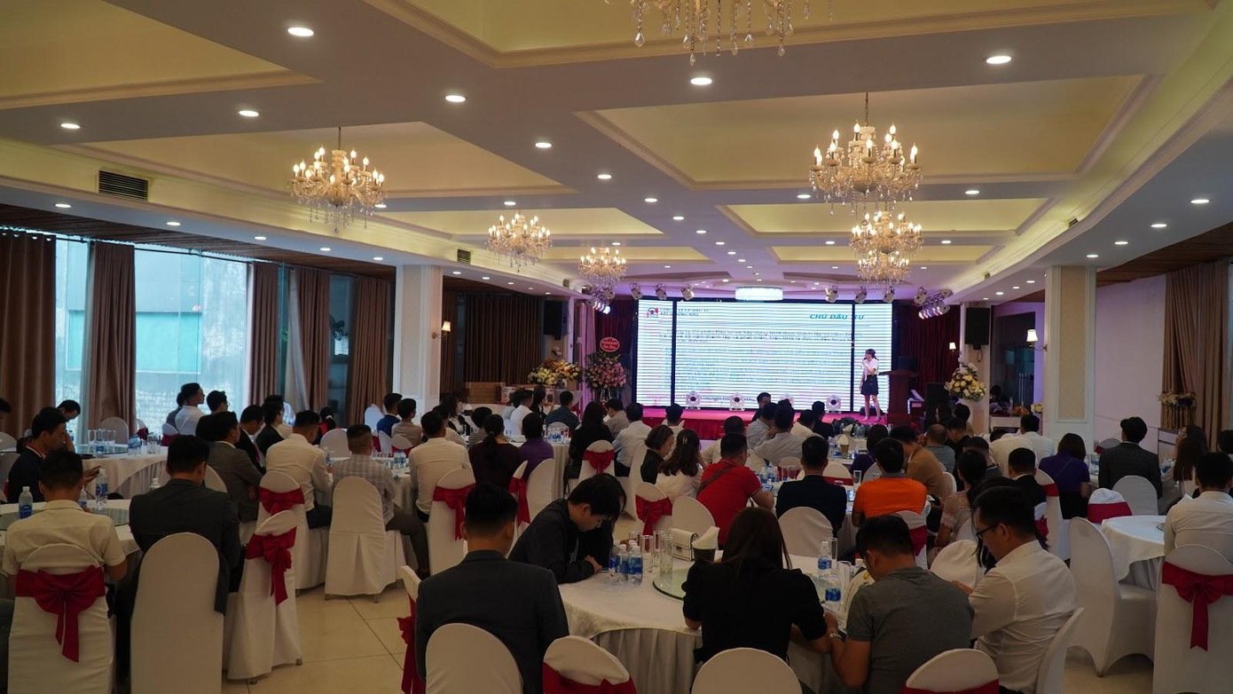 Hàng trăm khách hàng tham dự Lễ ký kết phân phối, mở bán dự án NTHome Phương Canh ảnh 2