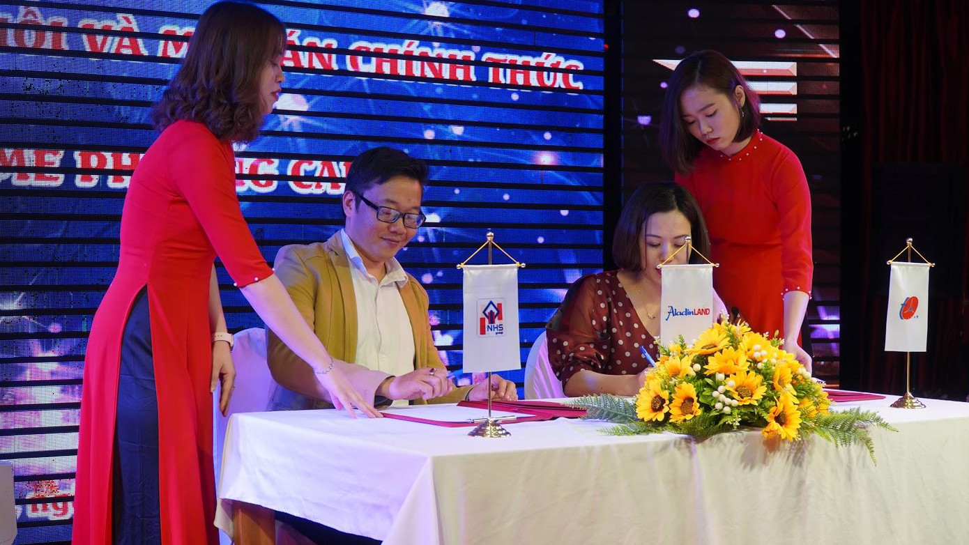 Hàng trăm khách hàng tham dự Lễ ký kết phân phối, mở bán dự án NTHome Phương Canh ảnh 1