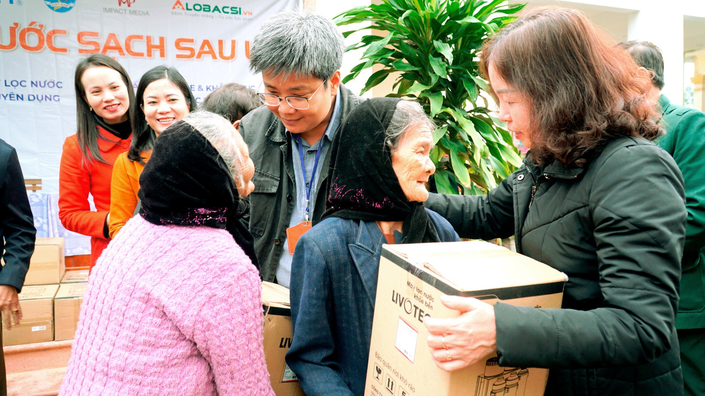 Karofi hồi sinh nước sạch sau lũ: Tặng 500 máy lọc chuyên biệt cho miền Trung ảnh 3