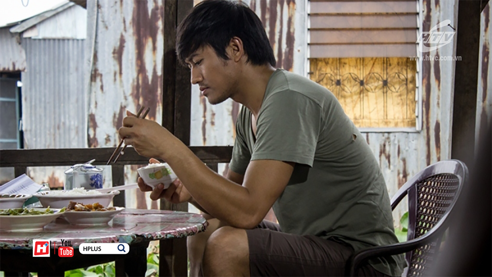 Diễn viên Quý Bình gây ấn tượng mạnh với khán giả trong 'Bến sông tình yêu' ảnh 5