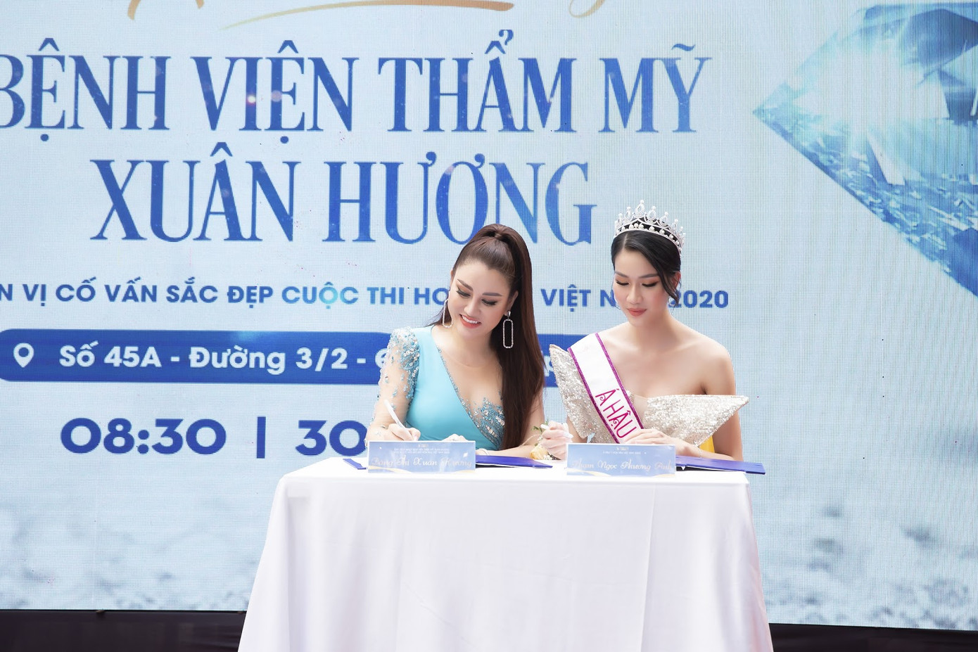 Noo Phước Thịnh cùng dàn mỹ nhân Vbiz hội tụ tại đại tiệc thẩm mỹ ở Tp.HCM ảnh 3