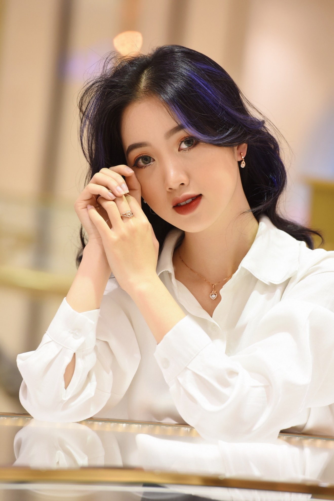 Trang sức DOJI – món quà phái đẹp tự thưởng dịp cuối năm ảnh 5