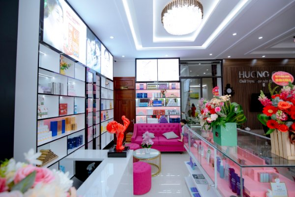 Lễ khai trương hoành tráng của thương hiệu mỹ phẩm quốc tế Huong CEO ảnh 2