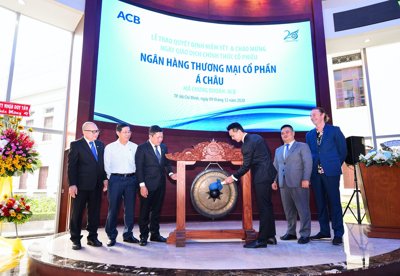 Chào sàn HOSE, ACB bùng nổ khớp lệnh hơn 21 triệu đơn vị ảnh 3