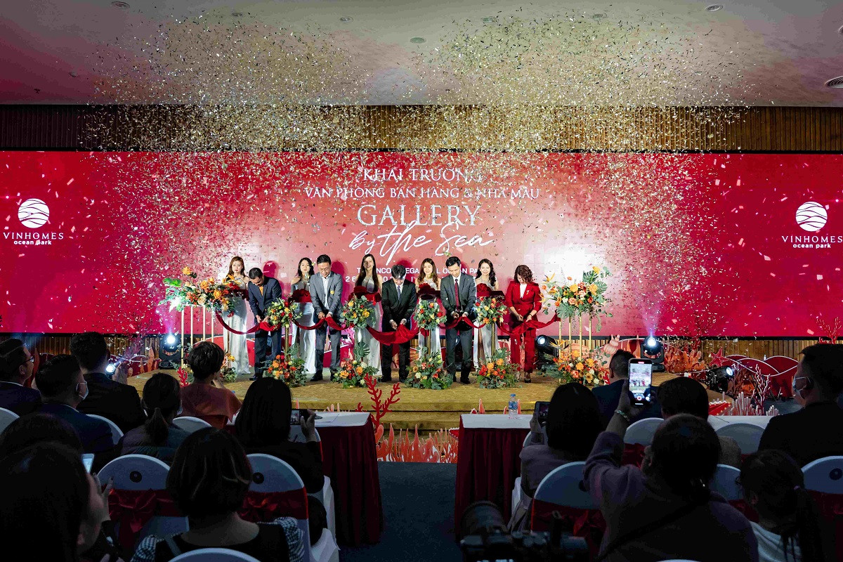 Hàng nghìn khách hàng háo hức tham quan căn hộ mẫu dòng Ruby của Vinhomes lần đầu ra mắt ảnh 2