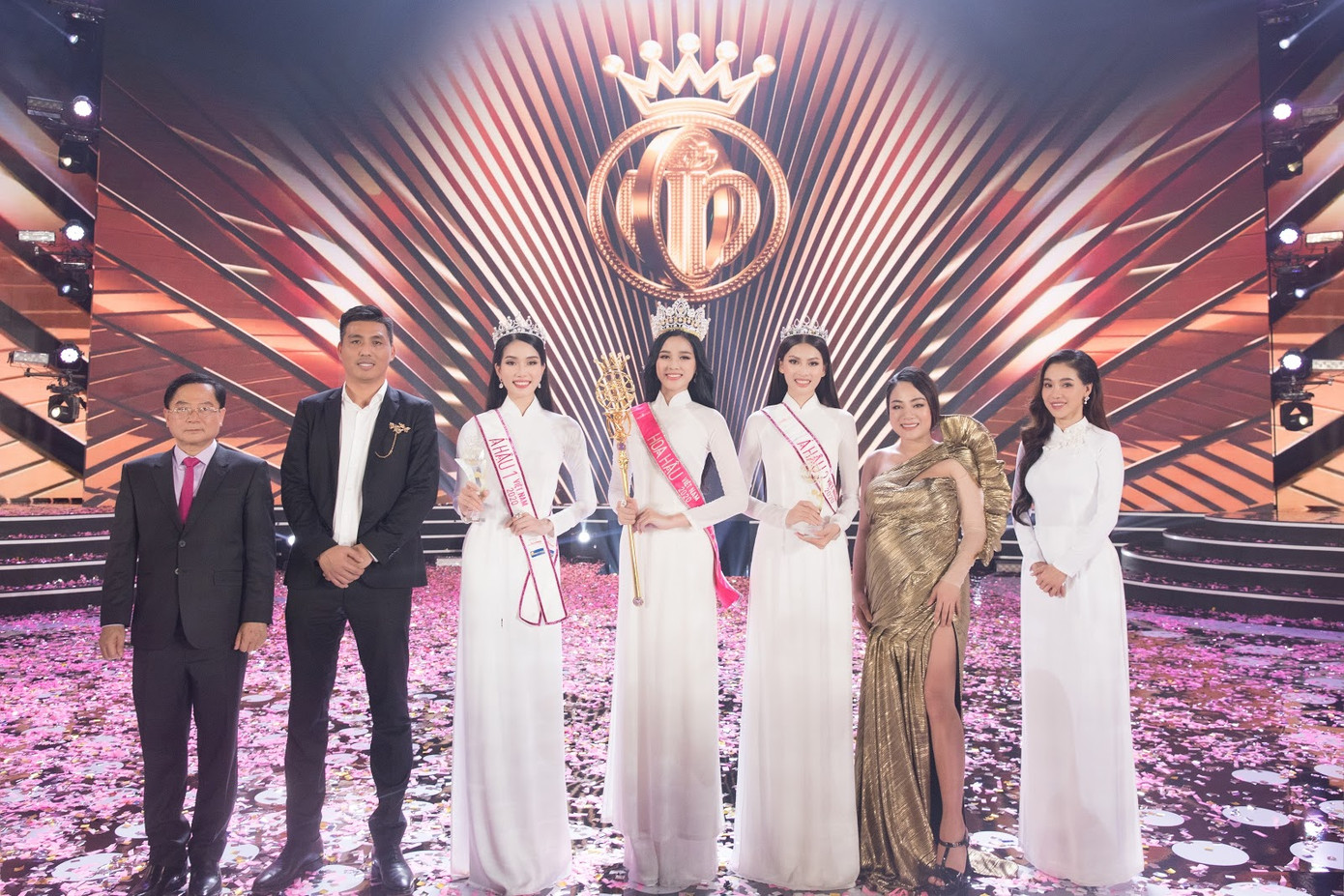 CEO Lê Thị Hồng Nhung cảm động khi đồng hành cùng chuỗi dự án người đẹp nhân ái ảnh 3